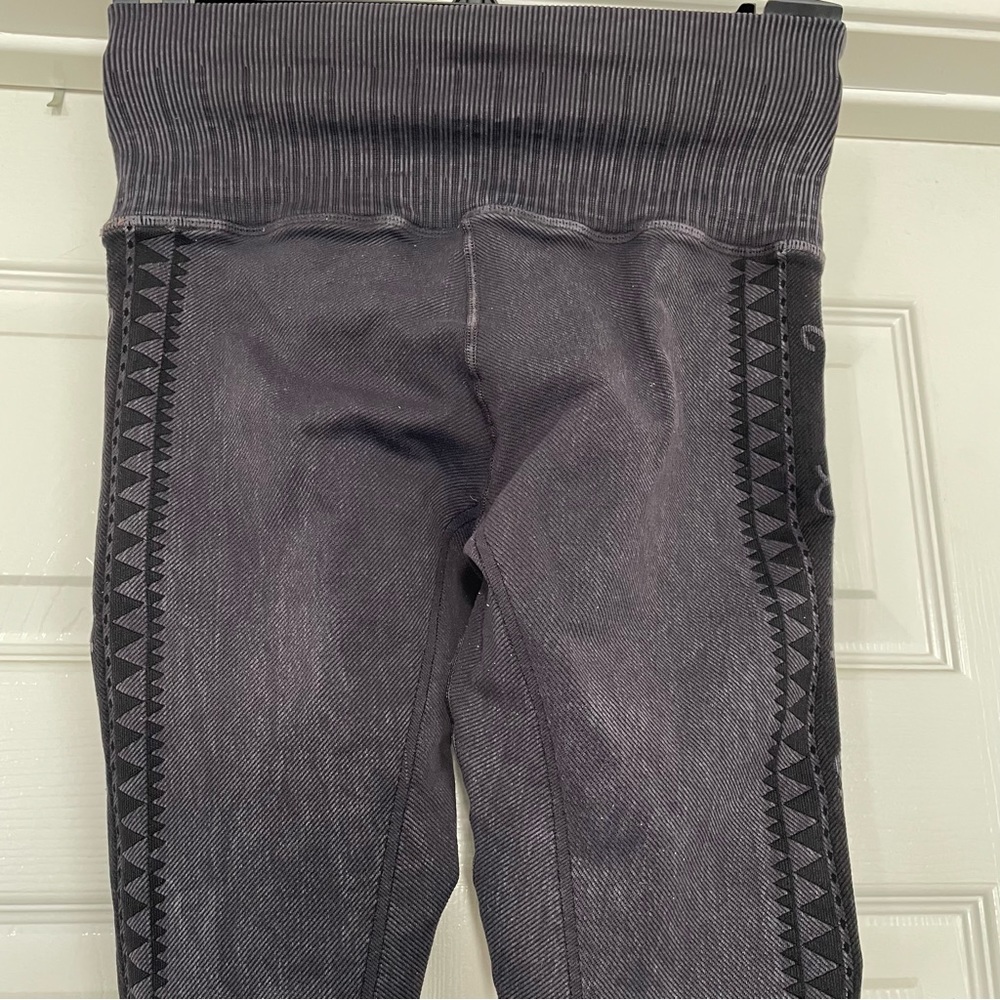 Avocado Athletic - image 2